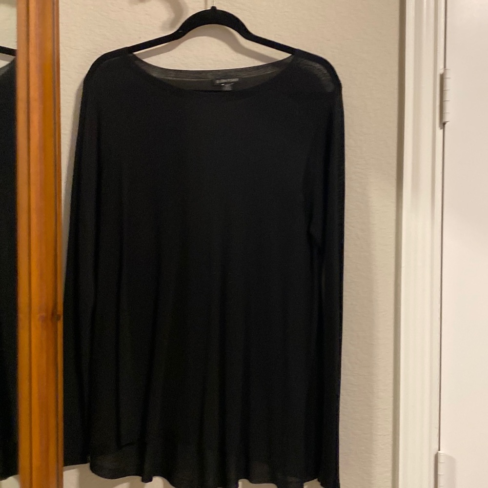 Sheer sweater. Round neck . Black. Eileen Fisher